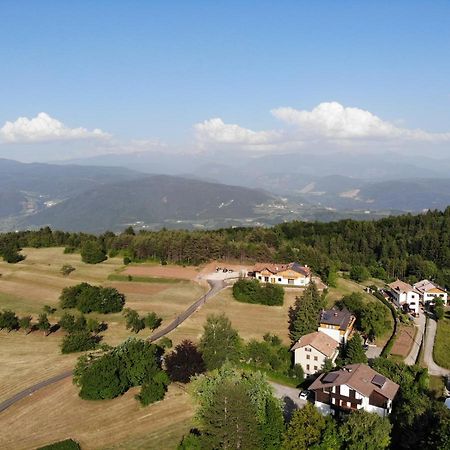 Bioagritur La Casa Dei Trajeri Villa Fai della Paganella Kültér fotó