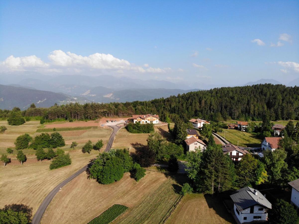 Bioagritur La Casa Dei Trajeri Villa Fai della Paganella Kültér fotó